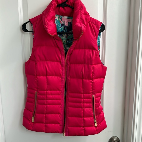 Lilly Pulitzer Pomegranate Puffer Vest - Picture 1 of 5